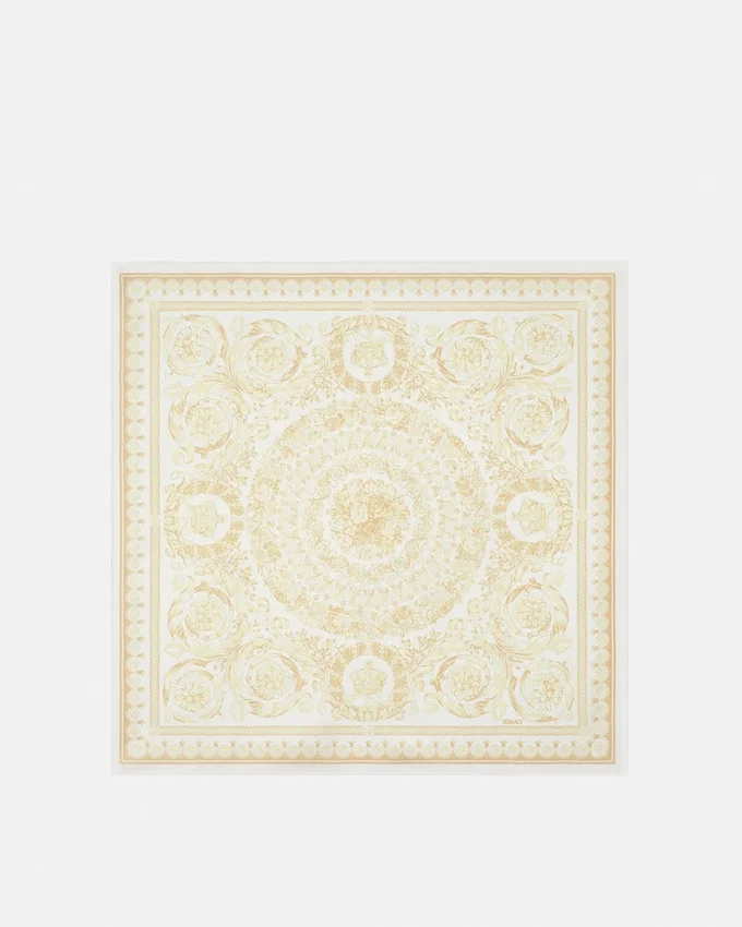 Barocco Large Silk Foulard 90 cm Barocco Large Silk Foulard 90 cm