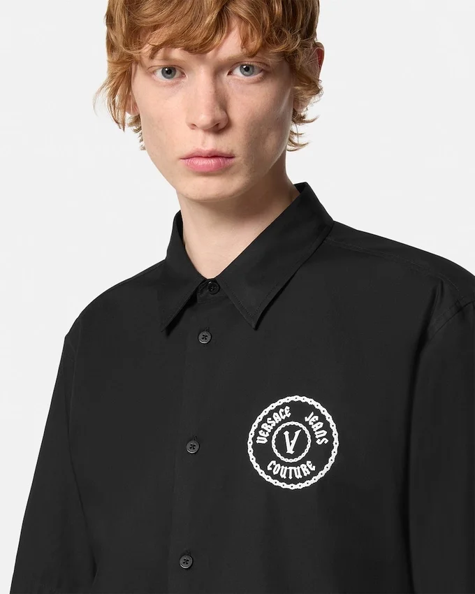 Chain V-Emblem Regular-Fit Shirt Chain V-Emblem Regular-Fit Shirt