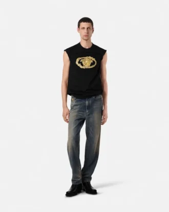 Embroidered Buckle Crest T-Shirt