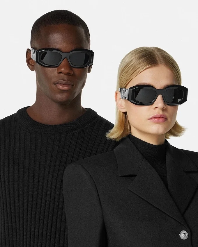 Maxi Medusa Biggie Sunglasses Maxi Medusa Biggie Sunglasses