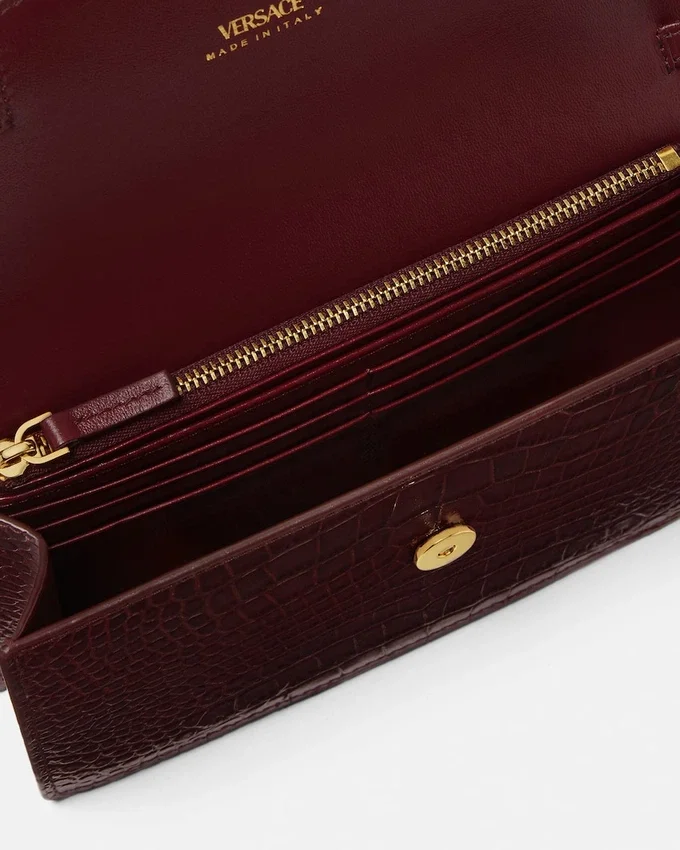 Medusa ’95 Croc-Effect Clutch Medusa ’95 Croc-Effect Clutch