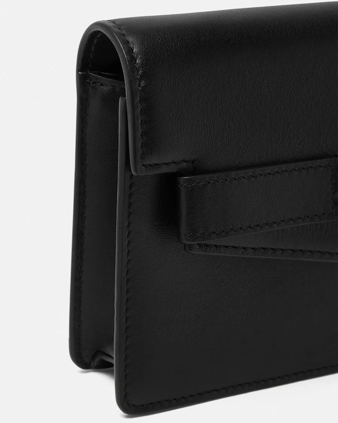 Medusa ’95 Leather Clutch Medusa ’95 Leather Clutch