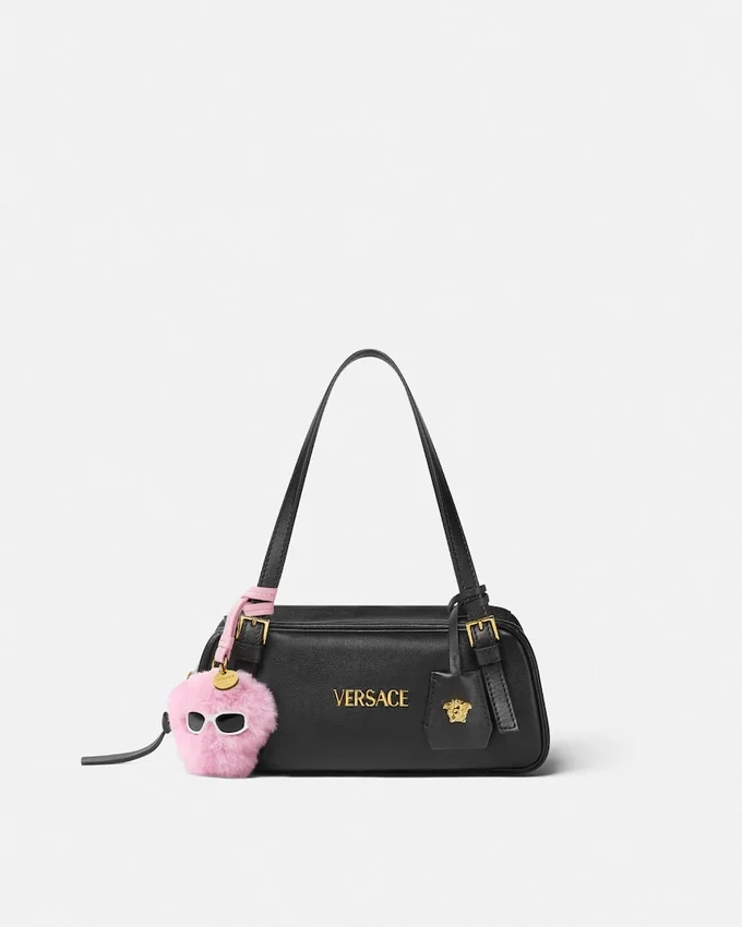 Medusa Fluffy Shearling Charm Medusa Fluffy Shearling Charm