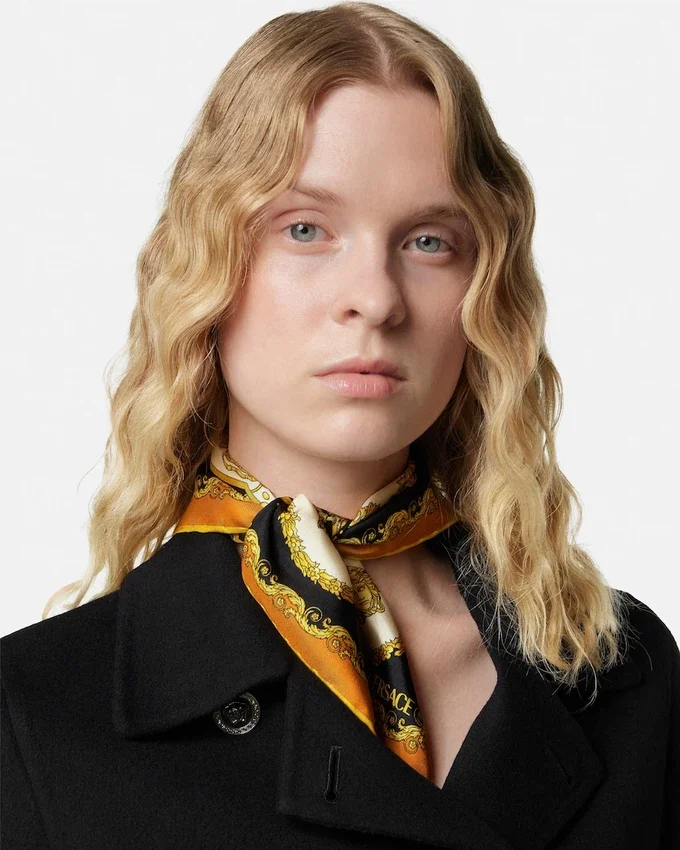 Printed Silk Twill Scarf 45 cm Printed Silk Twill Scarf 45 cm