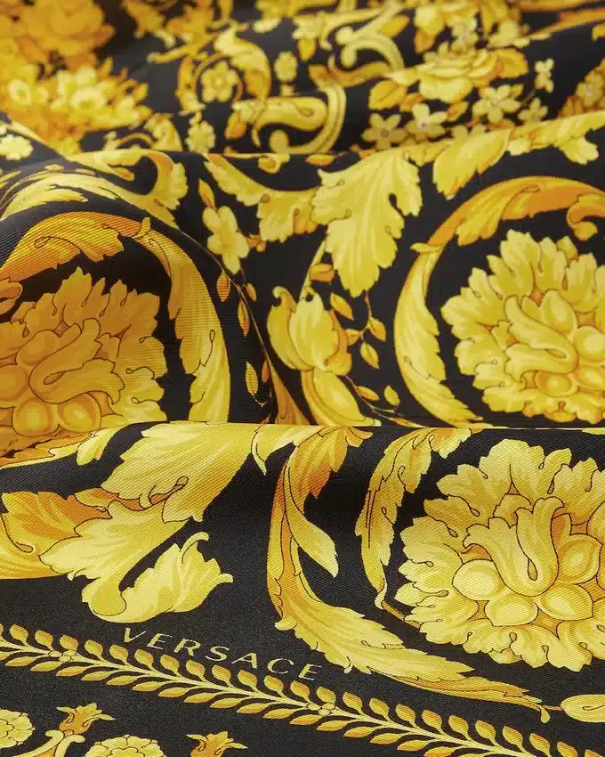 Printed Silk Twill Scarf 90 cm Printed Silk Twill Scarf 90 cm