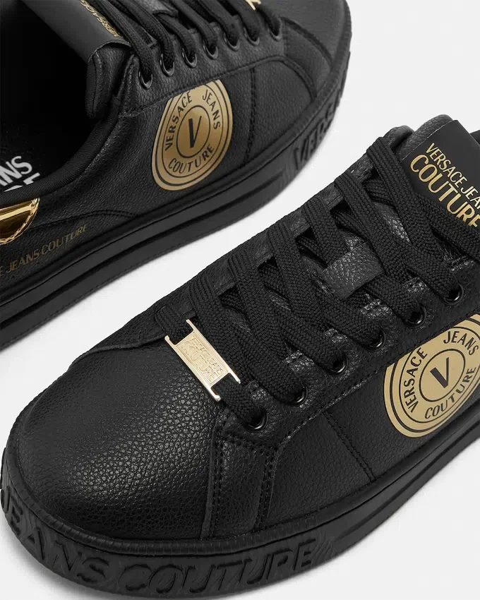 V-Emblem Court 88 Sneakers V-Emblem Court 88 Sneakers