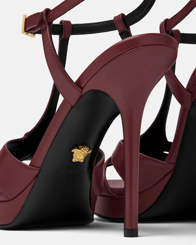 V Leather Sandals 120 mm V Leather Sandals 120 mm