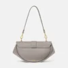 Virtus Leather Shoulder Bag